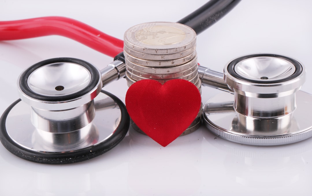 a-stethoscope-with-a-red-heart-on-top-of-it-b9e3-utegxg
